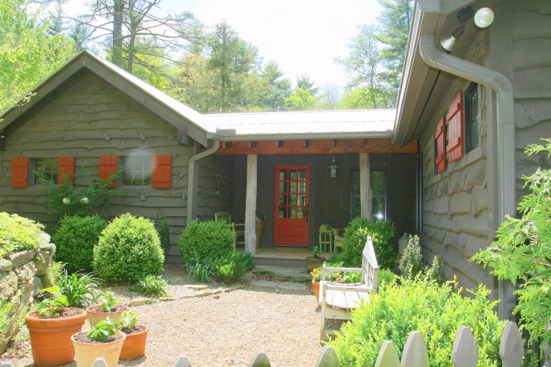 Cashiers Homes for Sale, Lake Toxaway, Highlands, Glenville Realtor