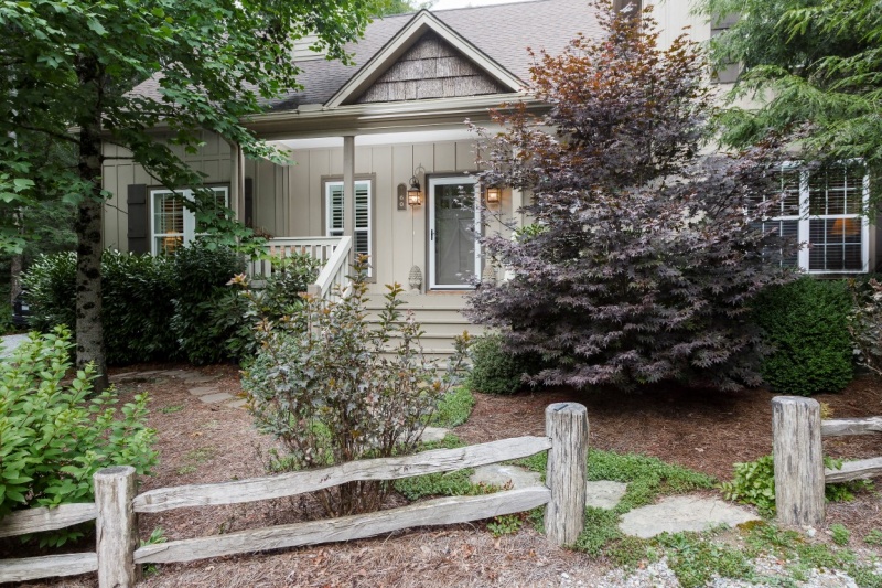 Cashiers Homes for Sale, Lake Toxaway, Highlands, Glenville Realtor