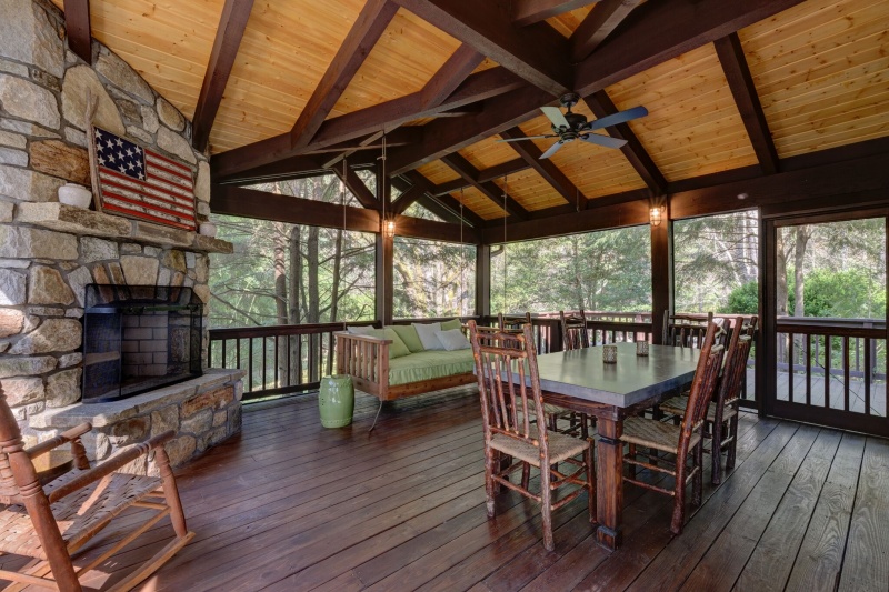 Cashiers Homes for Sale, Lake Toxaway, Highlands, Glenville Realtor