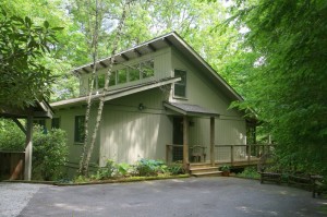 Holly Forest Cottage