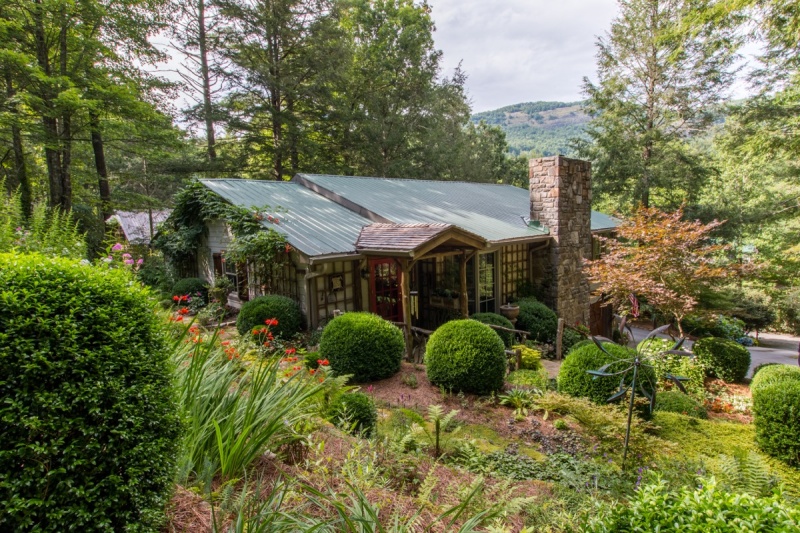Home Cashiers homes for sale, Lake Toxaway, Highlands, Glenville